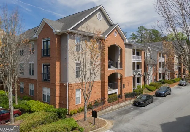 $1,724 | 100 Ladson Court, Unit 513, Decatur, GA 30033