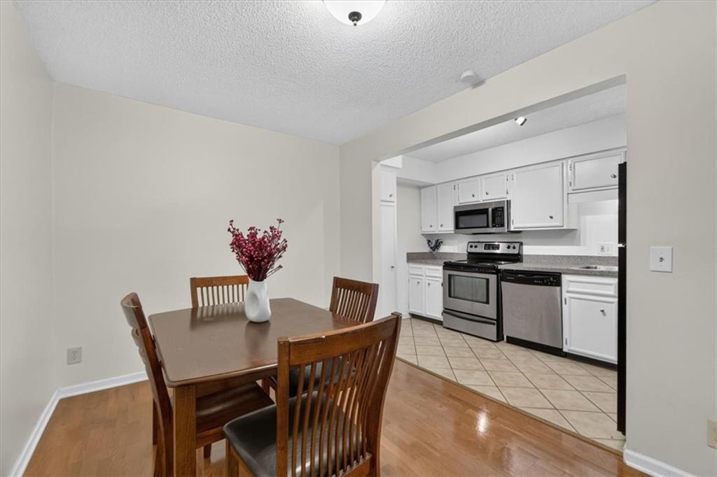 3608 Gillham Road, Unit 26 Kansas City, MO 64111 - Photo 28 of 45
