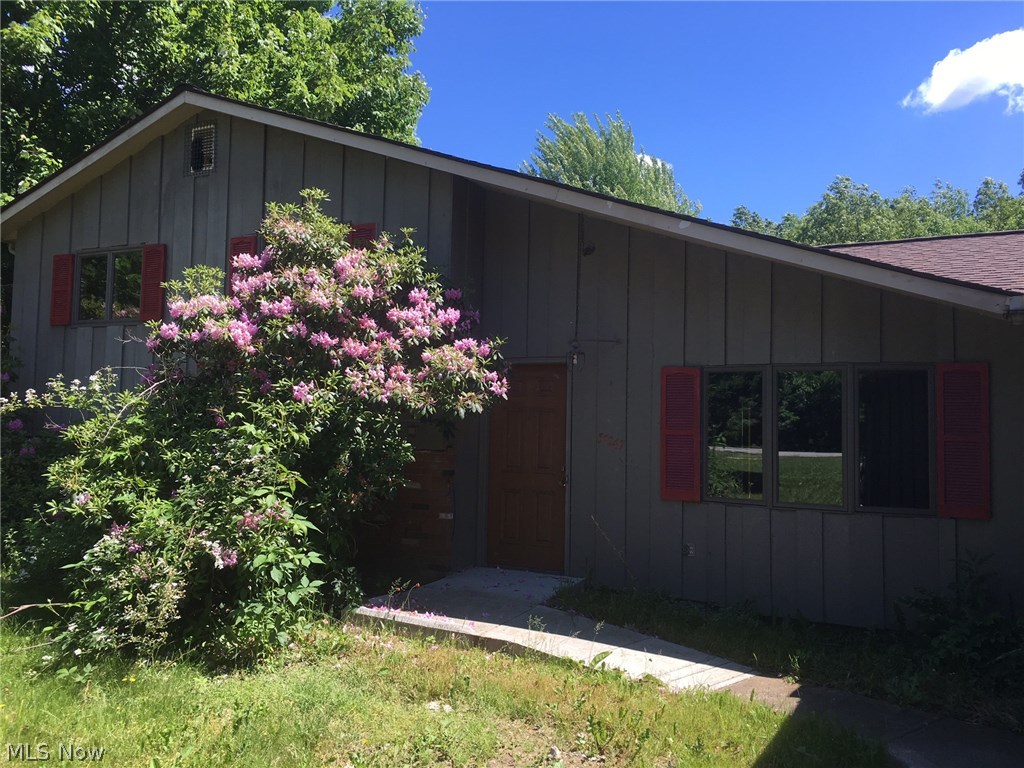 37267 Chester Road Avon, OH 44011 - Photo 1 of 2 Gallery Image 1