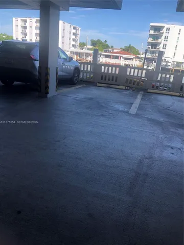 a view of a livingroom with furniture