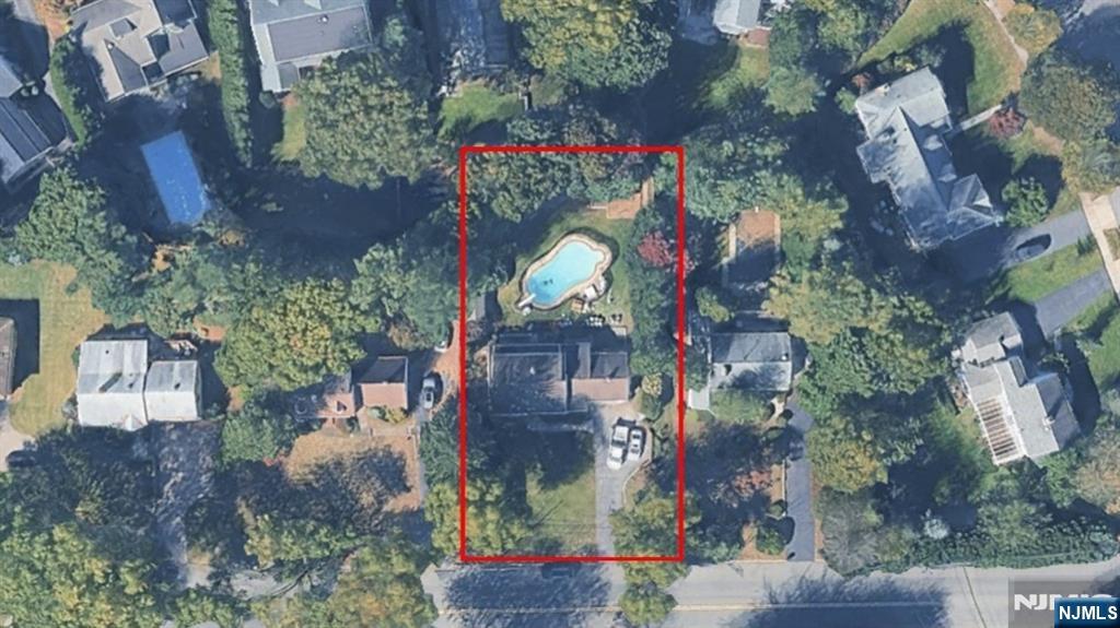 496 Lincoln Avenue Ridgewood, NJ 07450 - Photo 2 of 34