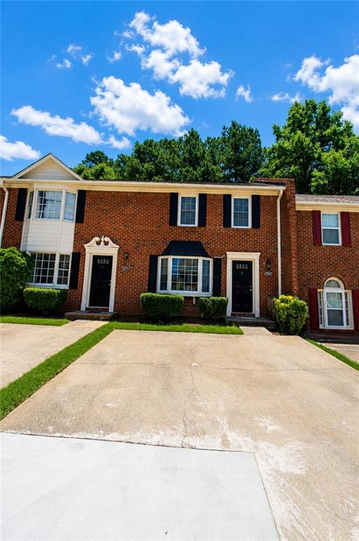 5584 Executive Way Norcross, GA 30071 - Photo 3 of 30