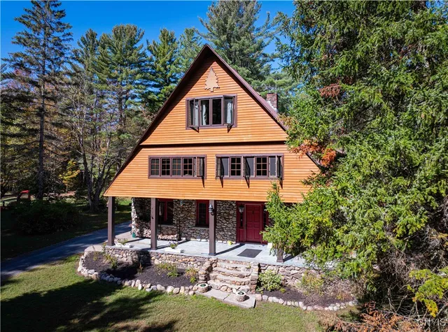 $639,000 | 996 Lone Pine Drive, Forestport, NY 13338