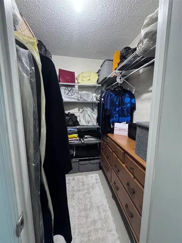 $2,600 | 3180 South Ocean Drive, Unit 722, Hallandale Beach, FL 33009