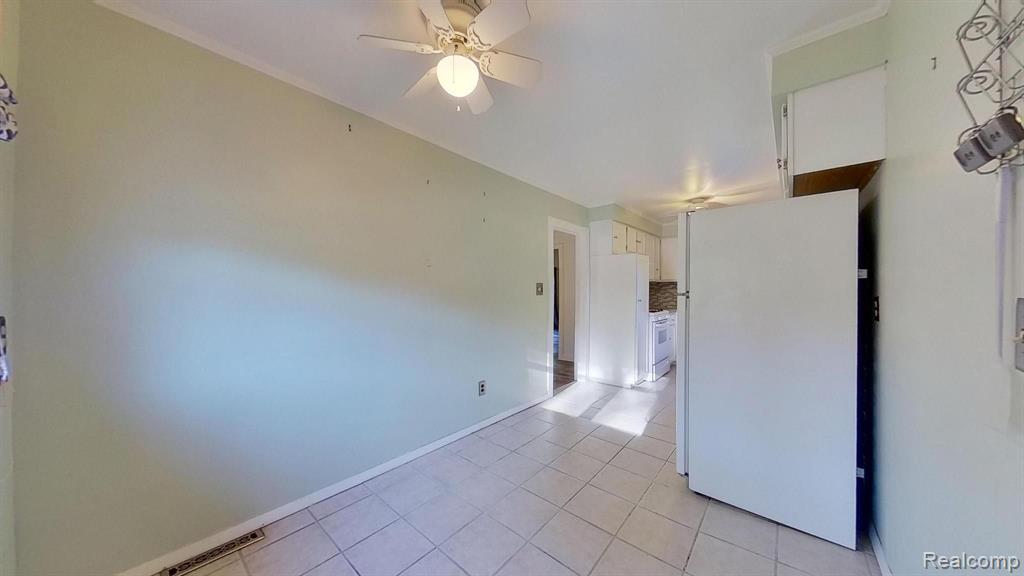 111 Maple Avenue Springport, MI 49284 - Photo 17 of 65