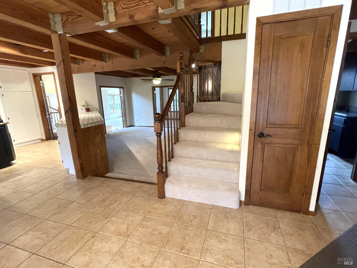 3541 Golf View Terrace Santa Rosa, CA 95405 - Photo 73 of 110 a view of a hallway
