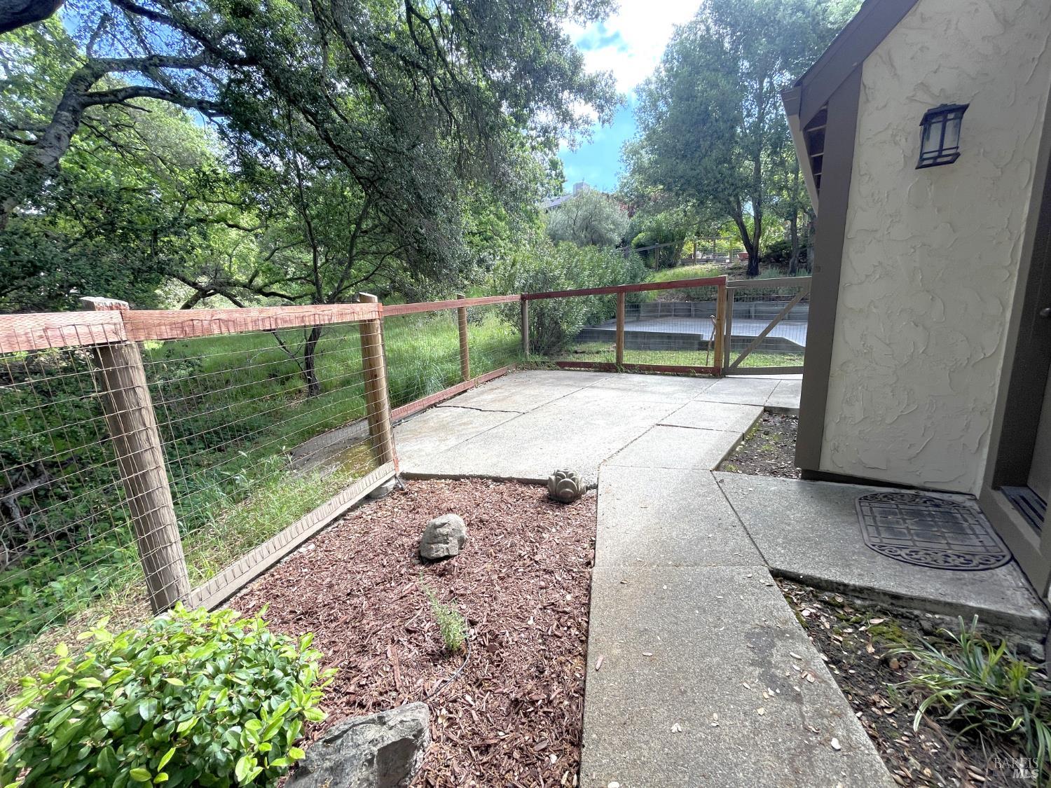 3541 Golf View Terrace Santa Rosa, CA 95405 - Photo 99 of 110 a view of a backyard