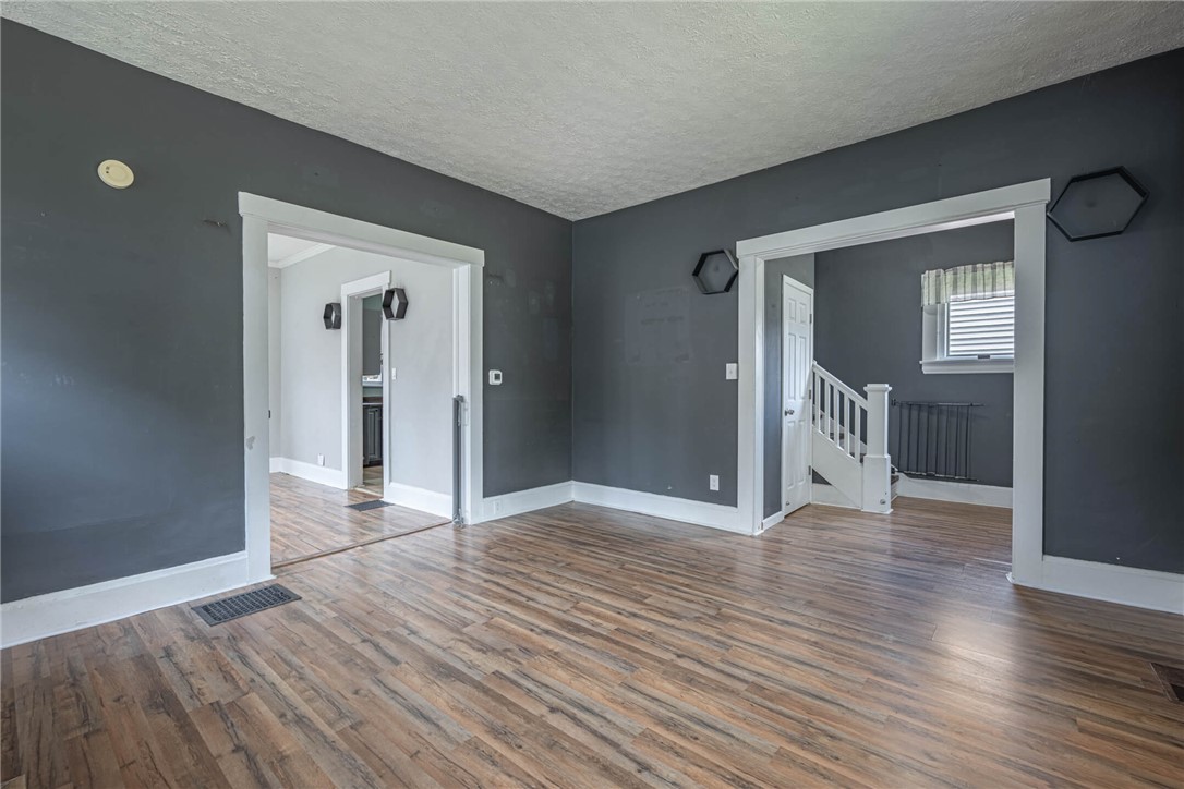 308 Ridge Road Springfield, OH 45503 - Photo 4 of 28 Gallery Image 4
