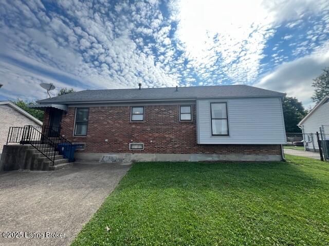 6008 Hurstview Road Louisville, KY 40291 - Photo 3 of 26 IMG_7077