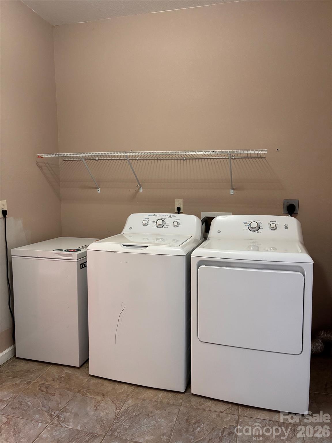 250 Duckett Cove Road Waynesville, NC 28786 - Photo 19 of 23 a utility room with dryer and washer