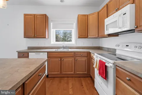 $369,900 | 64 Grand National Lane, Newark, DE 19702