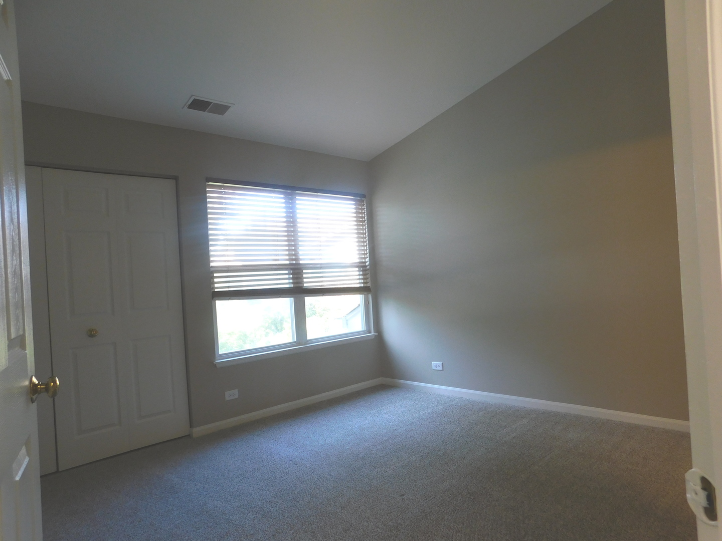 1060 Stillwater Road Elgin, IL 60120 - Photo 12 of 15