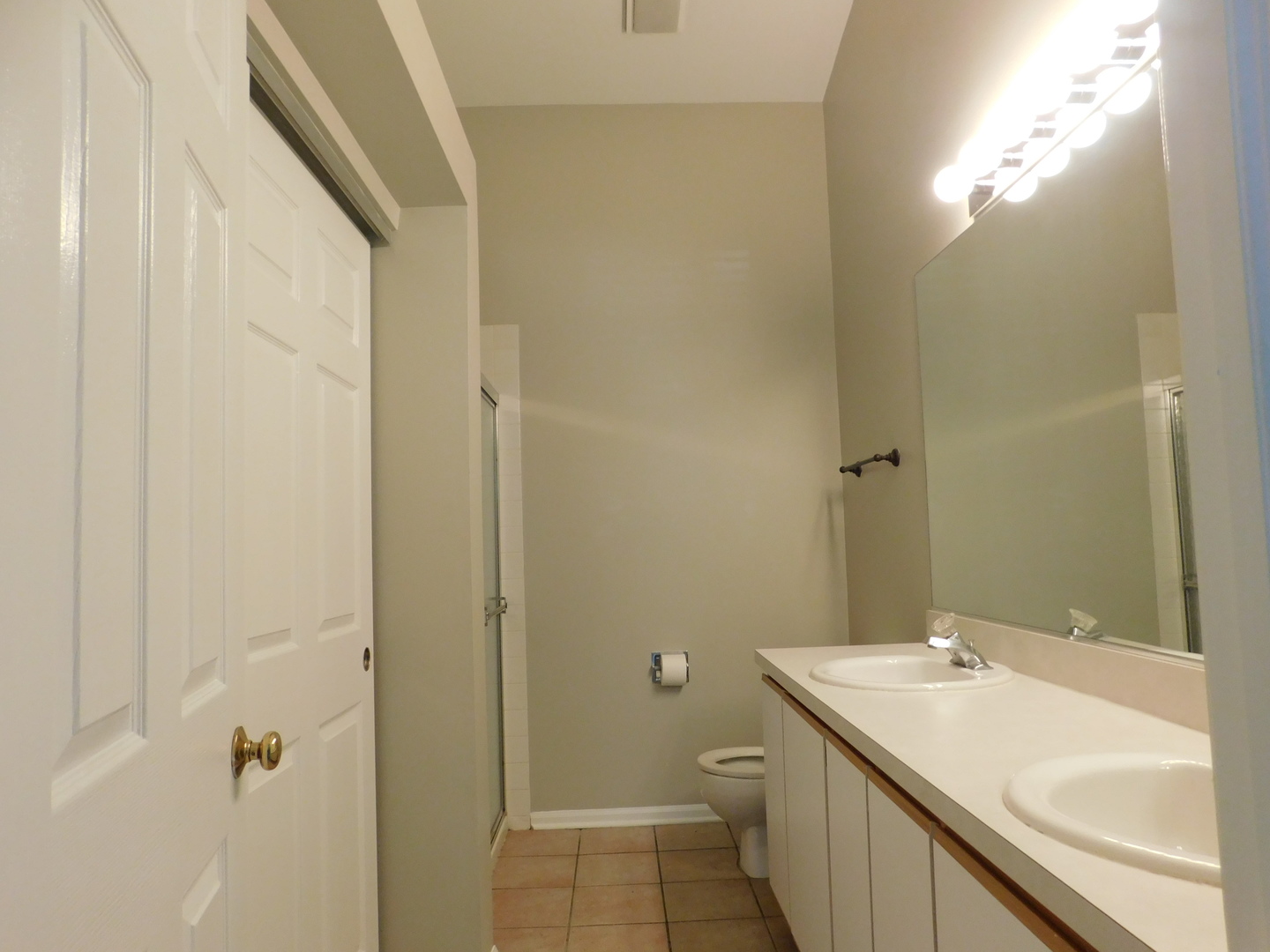 1060 Stillwater Road Elgin, IL 60120 - Photo 14 of 15