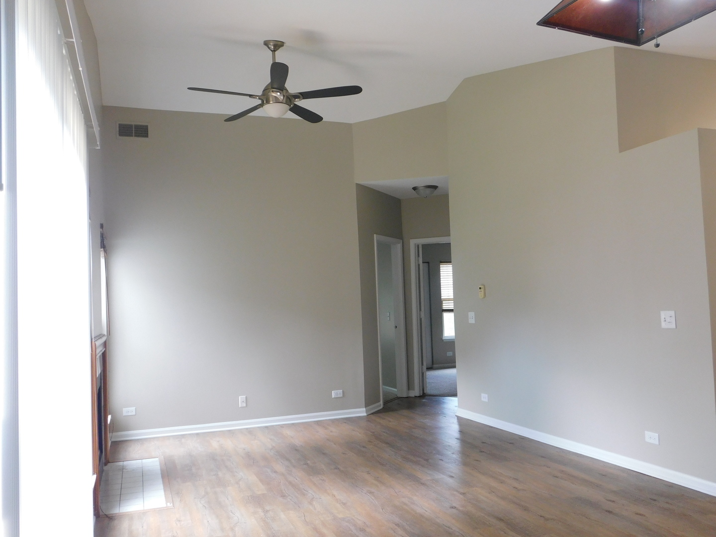 1060 Stillwater Road Elgin, IL 60120 - Photo 7 of 15