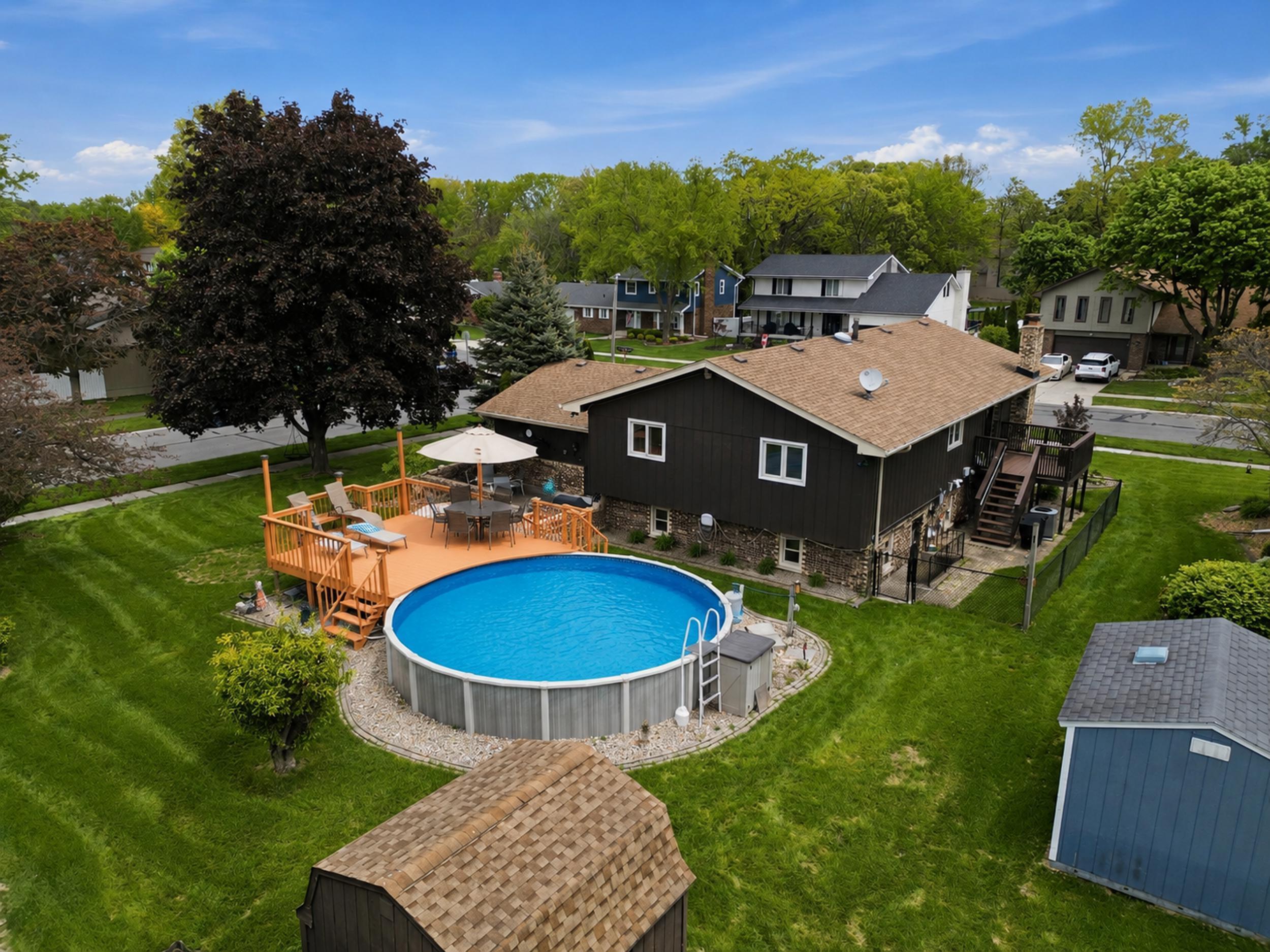 2232 Normandy Road Schererville, IN 46375 - Photo 2 of 37 2500x1875