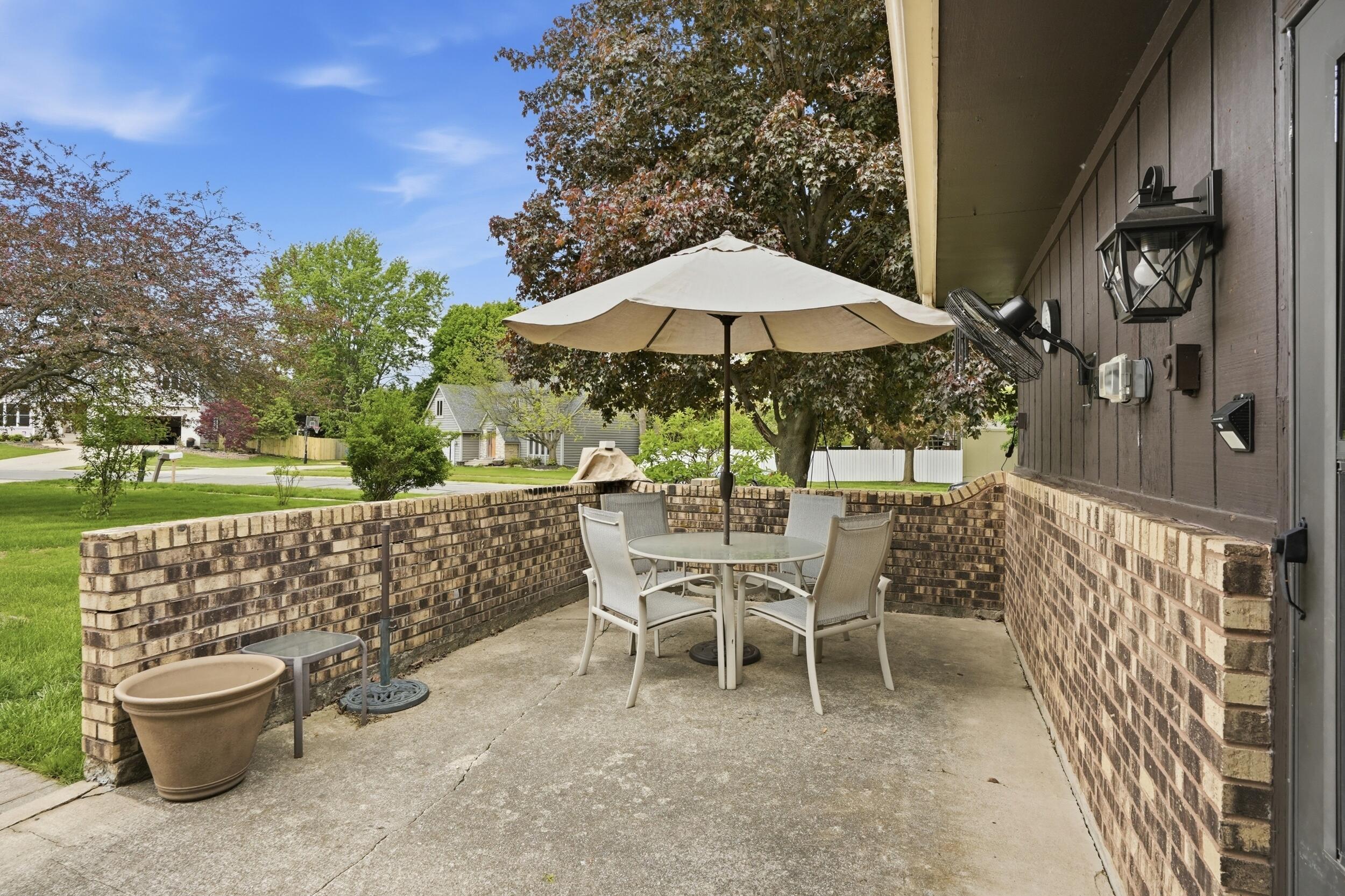 2232 Normandy Road Schererville, IN 46375 - Photo 29 of 37 2500x1666