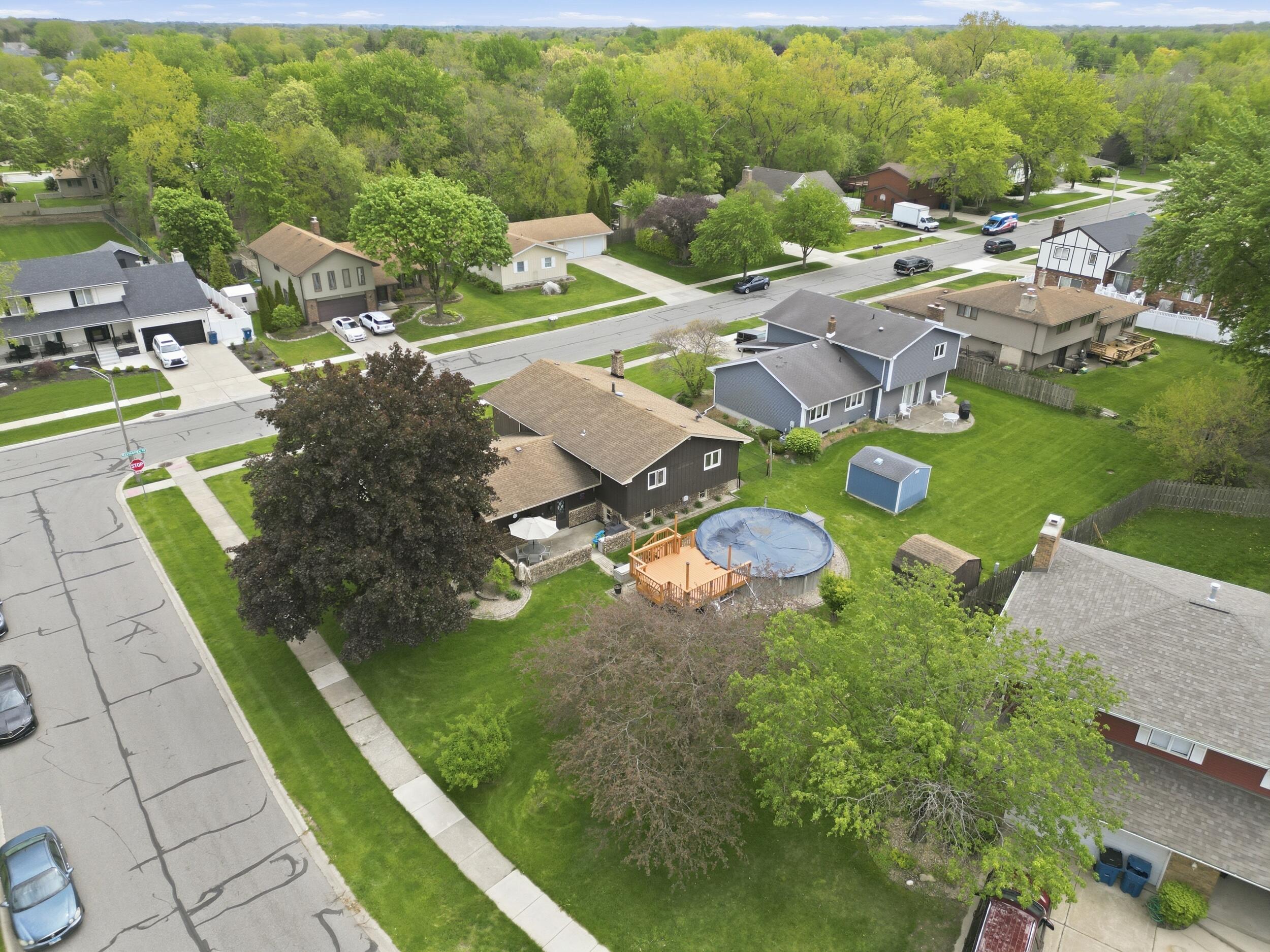 2232 Normandy Road Schererville, IN 46375 - Photo 33 of 37 2500x1875