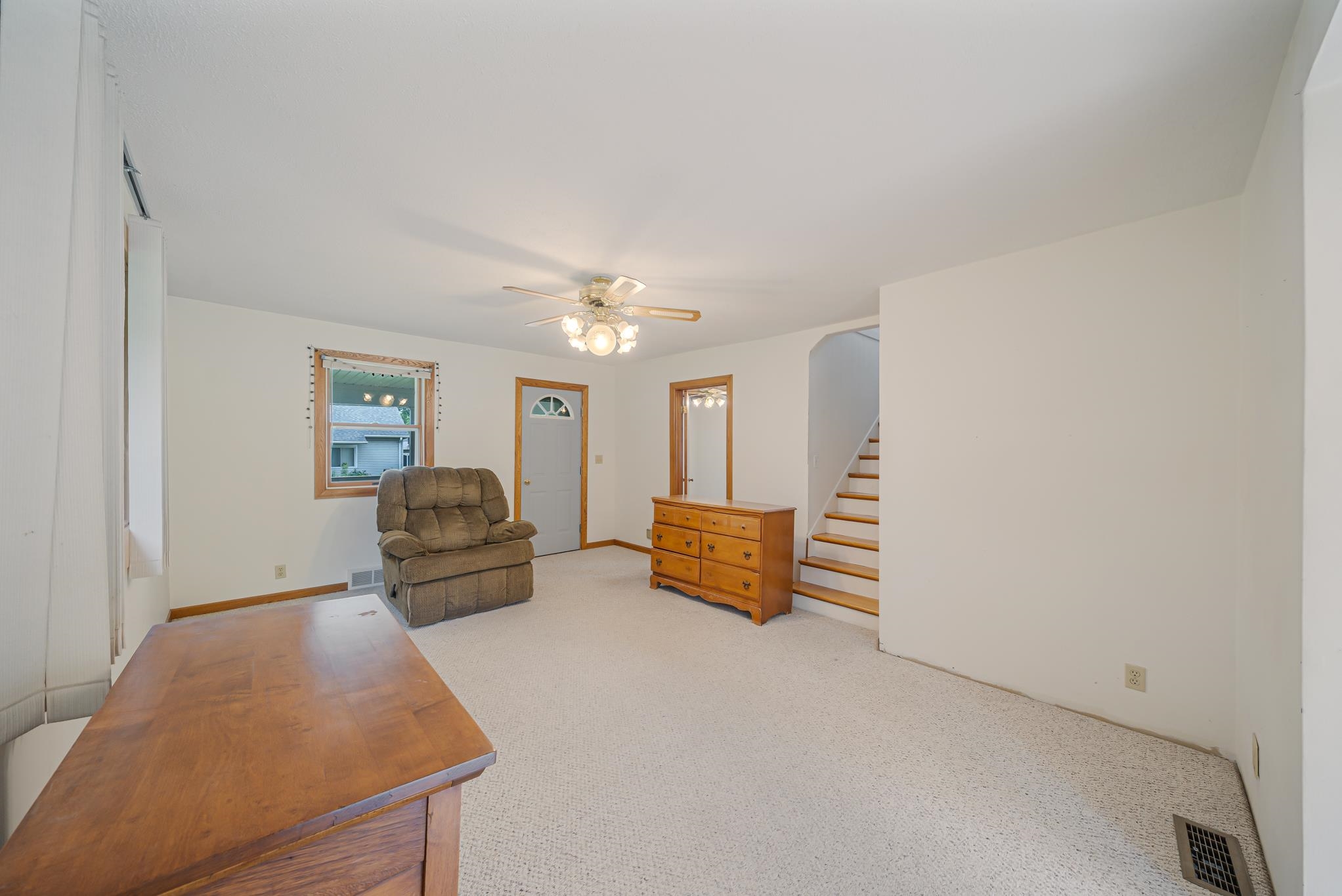 619 River View Drive Winneconne, WI 54986 - Photo 7 of 40