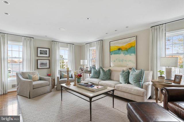 $1,495,000 | 6003 Grove Drive, Alexandria, VA 22307