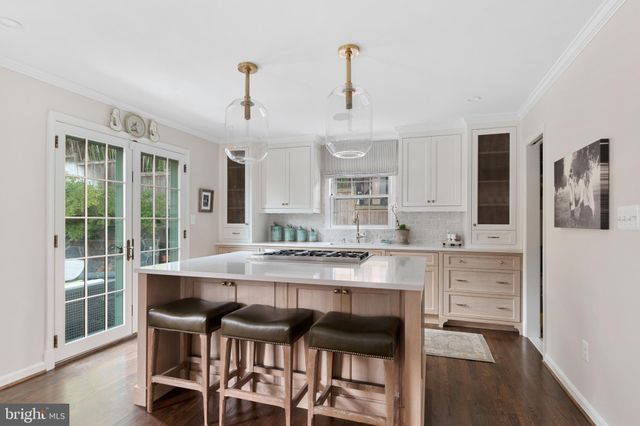 $1,495,000 | 6003 Grove Drive, Alexandria, VA 22307