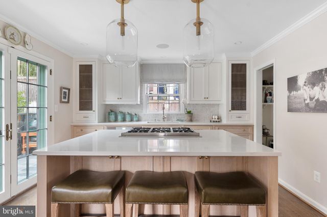 $1,495,000 | 6003 Grove Drive, Alexandria, VA 22307