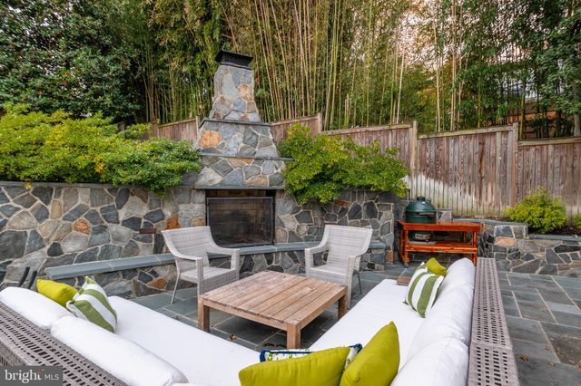 $1,495,000 | 6003 Grove Drive, Alexandria, VA 22307