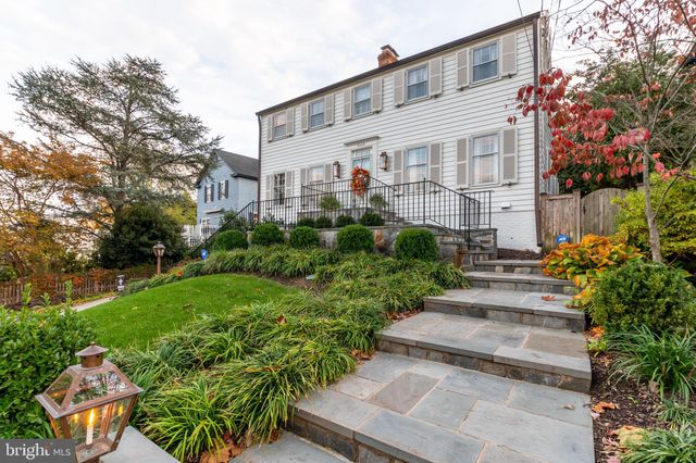 $1,495,000 | 6003 Grove Drive, Alexandria, VA 22307