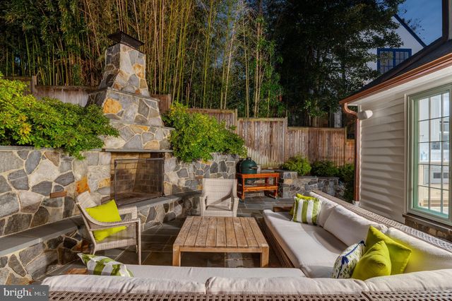 $1,495,000 | 6003 Grove Drive, Alexandria, VA 22307