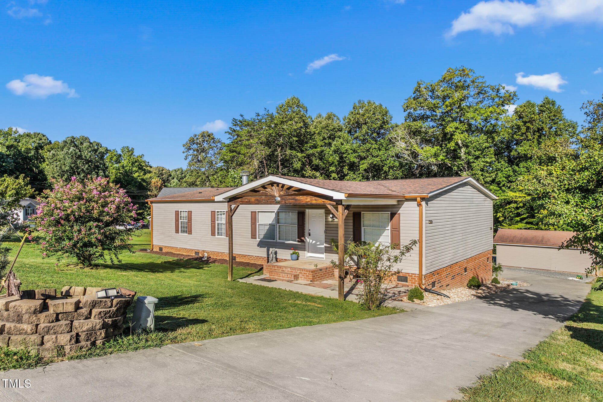 2651 West Simpson Road Burlington, NC 27217 - Photo 1 of 32 2651 W Simpson Road-1