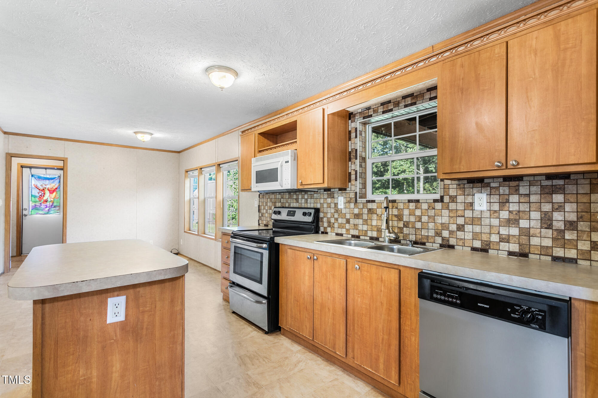 2651 West Simpson Road Burlington, NC 27217 - Photo 11 of 32 2651 W Simpson Road-12