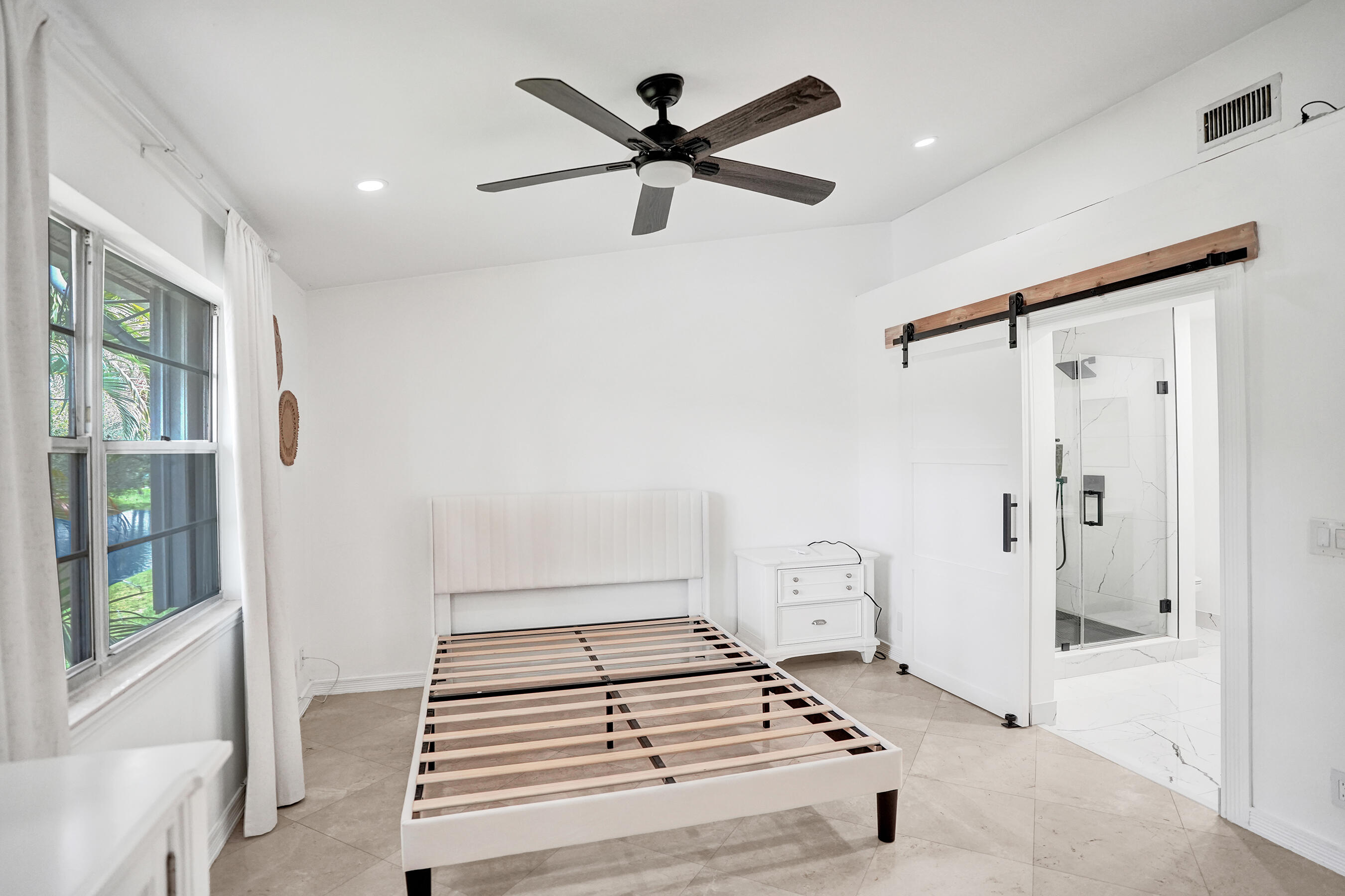 147 Southwest 3rd Street Pompano Beach, FL 33060 - Photo 17 of 29