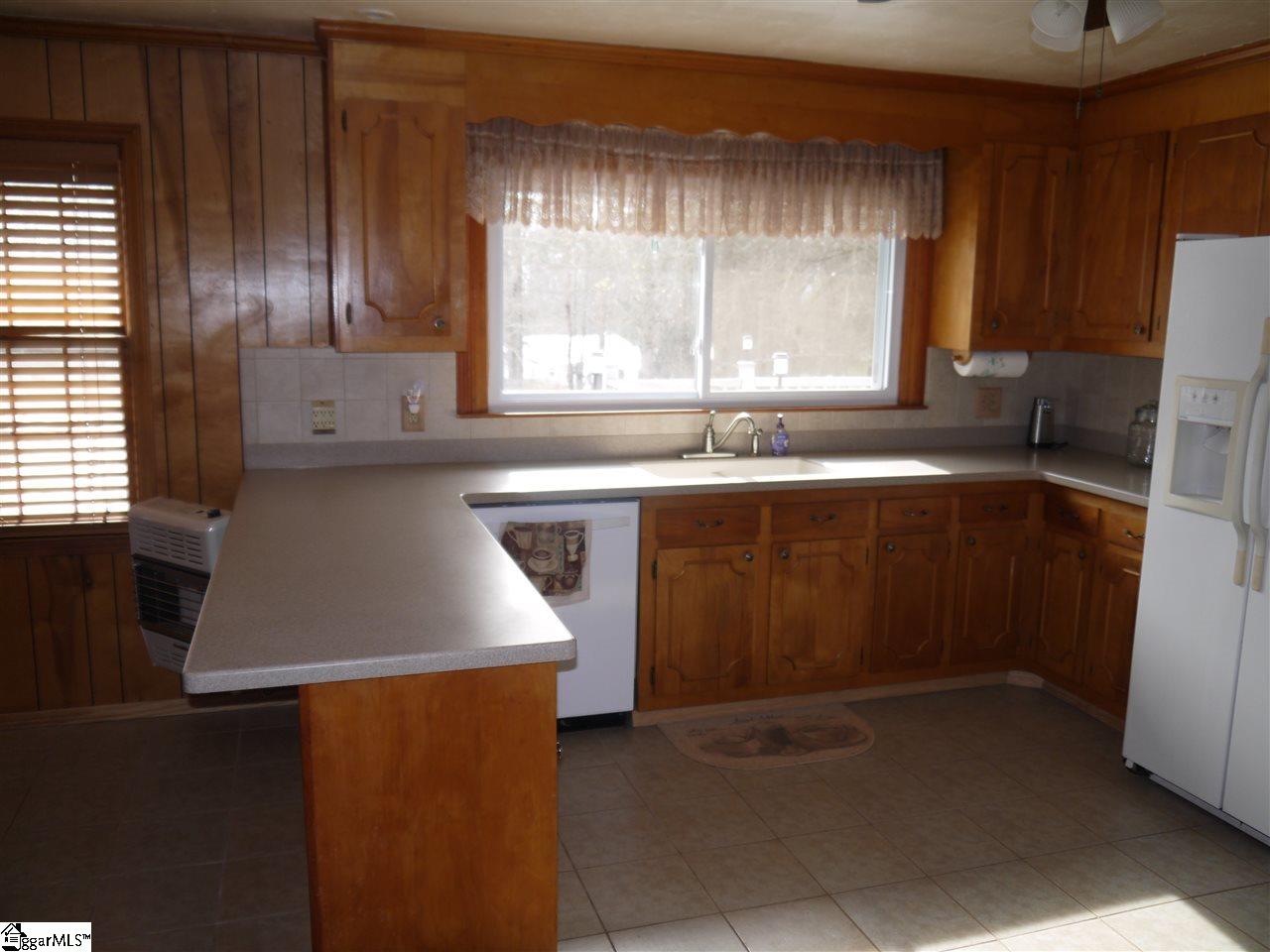 151 State Rd S-42-751 Lyman, SC 29365 - Photo 10 of 28 Gallery Image 10
