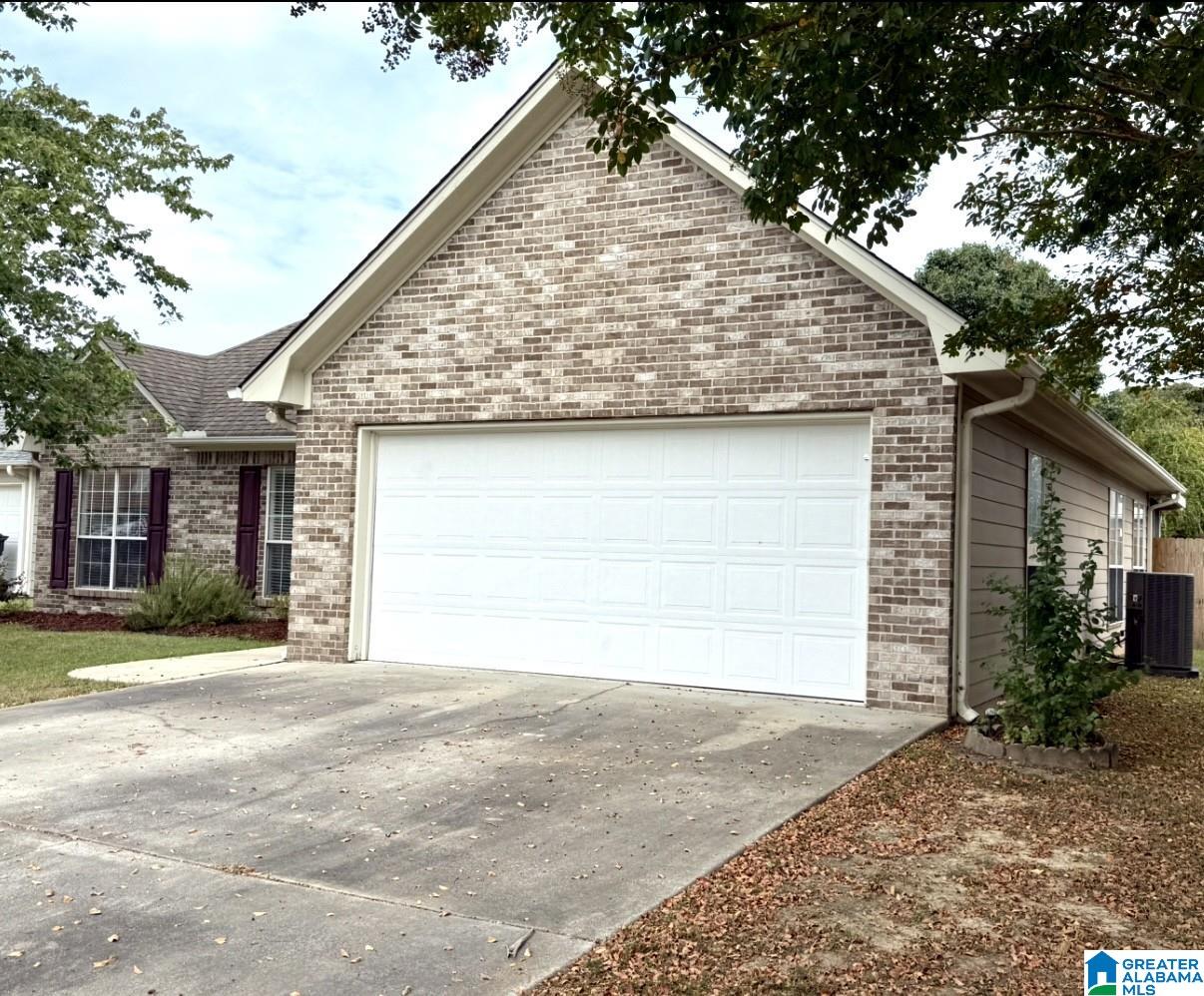 134 Spring Street Calera, AL 35040 - Photo 3 of 41
