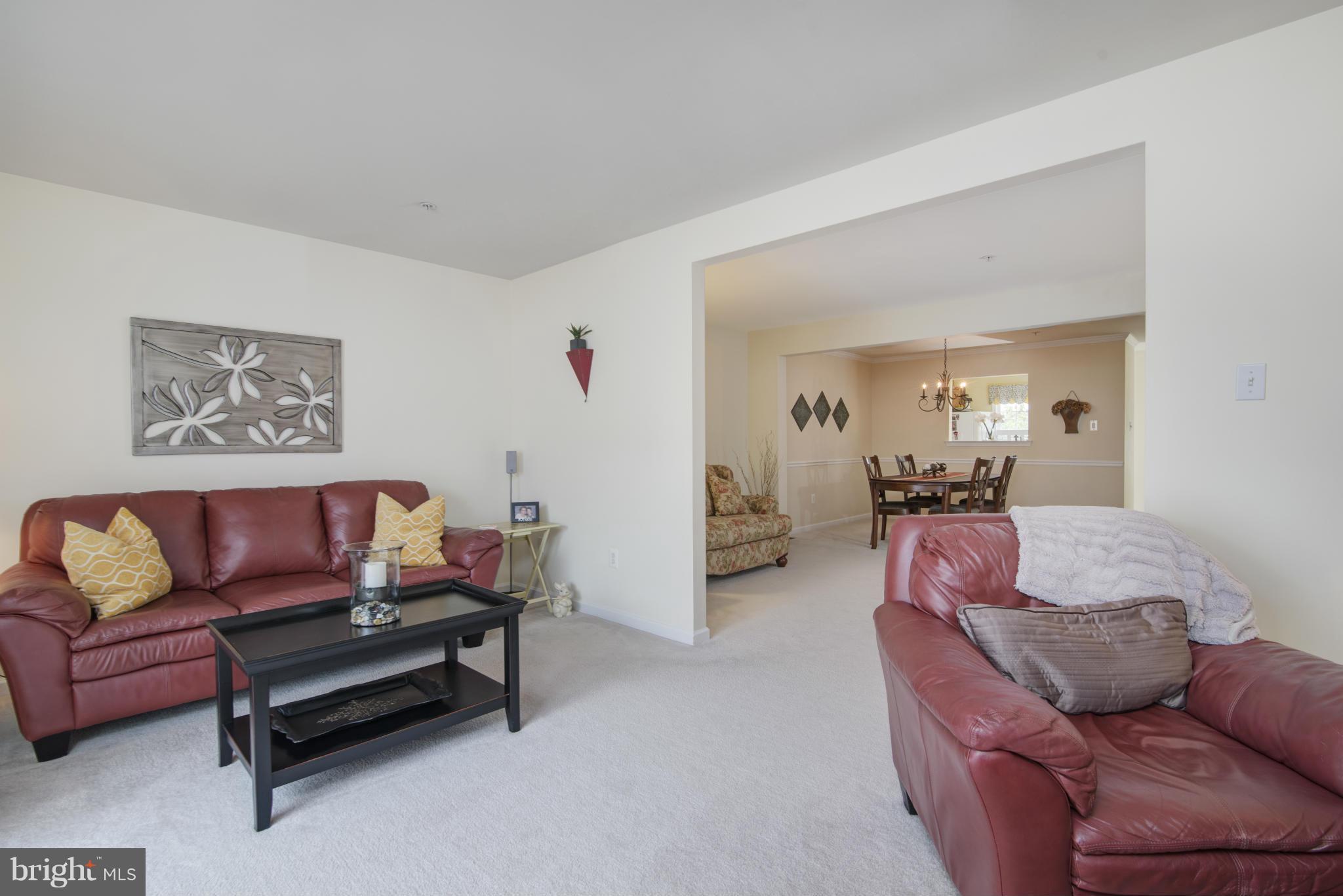 111 Jason's Ridge Smithsburg, MD 21783 - Photo 15 of 30 Living Room