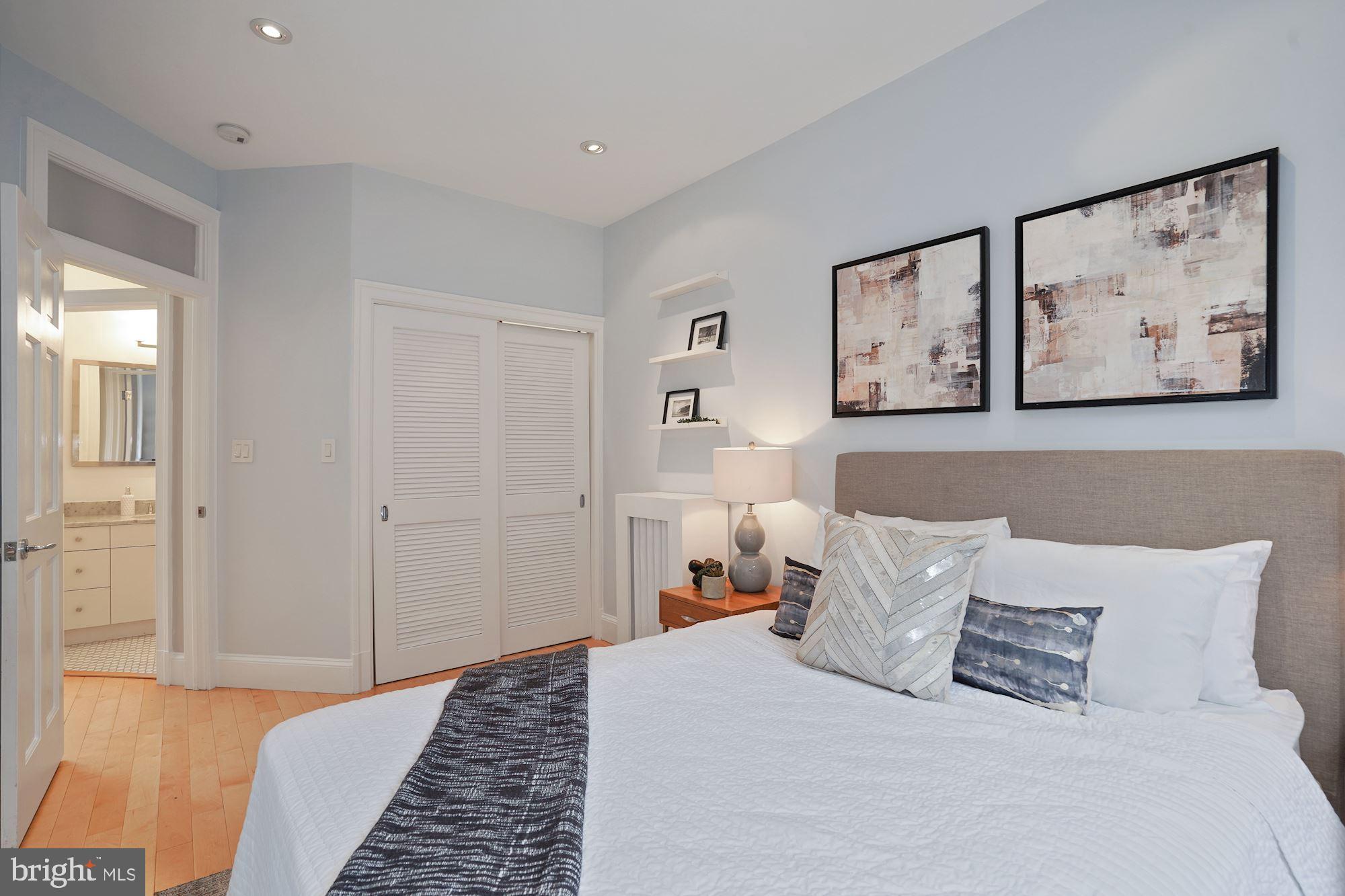 2003 Belmont Road Northwest Washington, DC 20009 - Photo 19 of 36 Upper Level - Bedroom #2