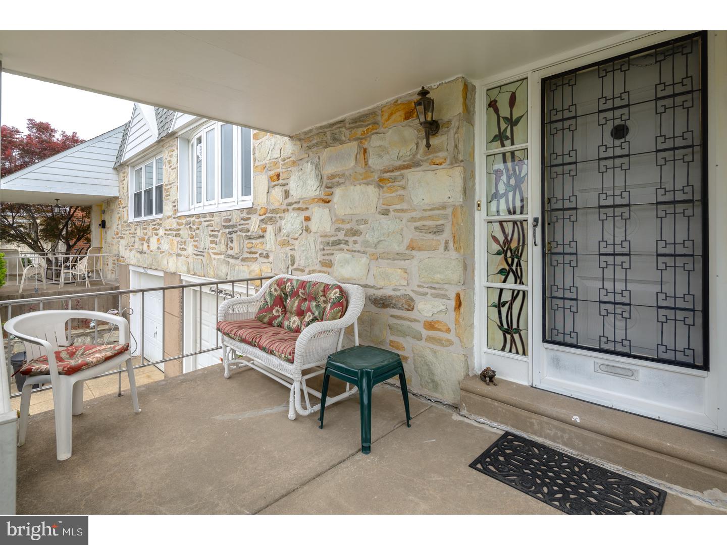 9814 Dungan Road Philadelphia, PA 19115 - Photo 2 of 24 Gallery Image 2