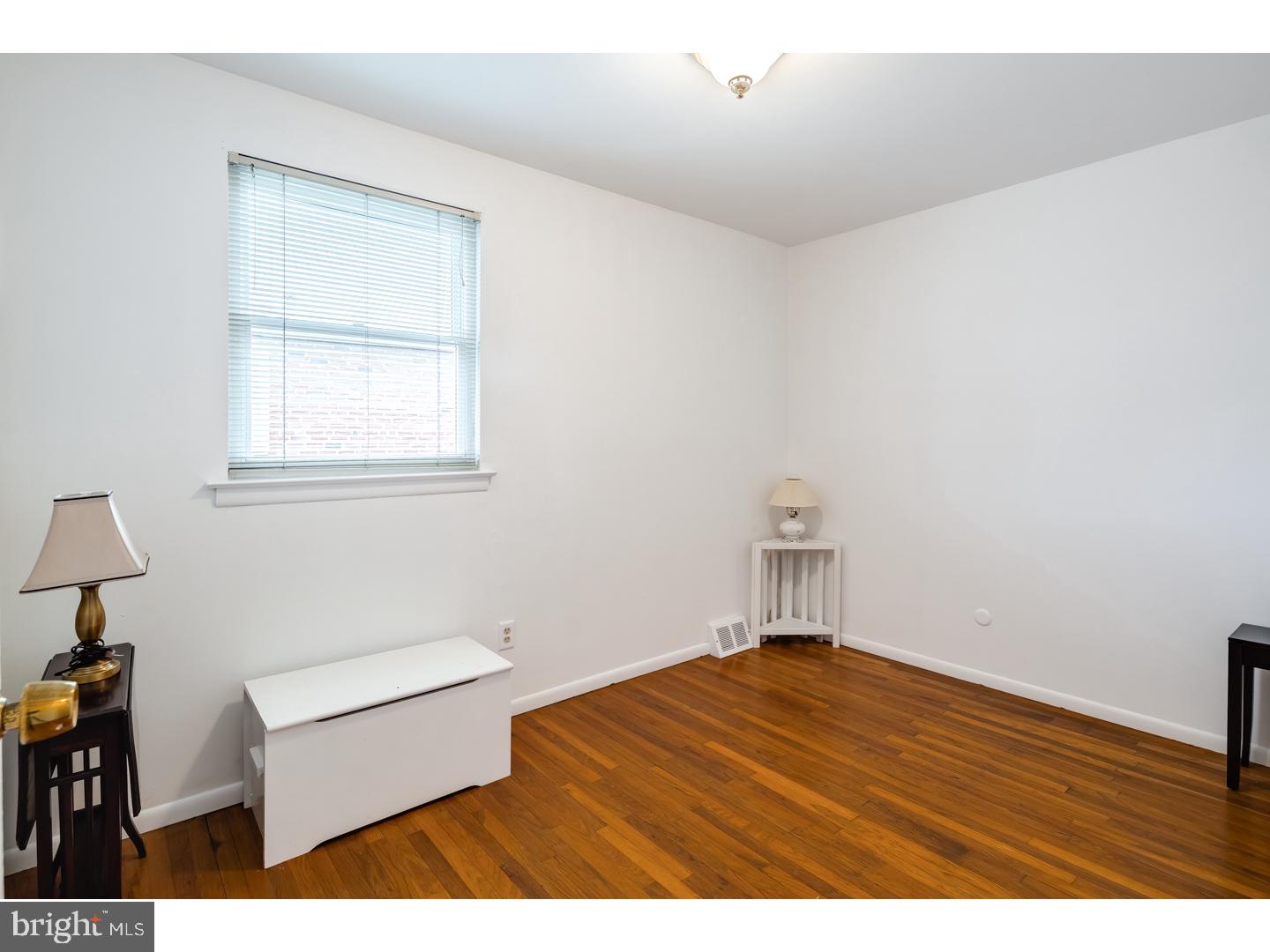 9814 Dungan Road Philadelphia, PA 19115 - Photo 9 of 24 Gallery Image 9