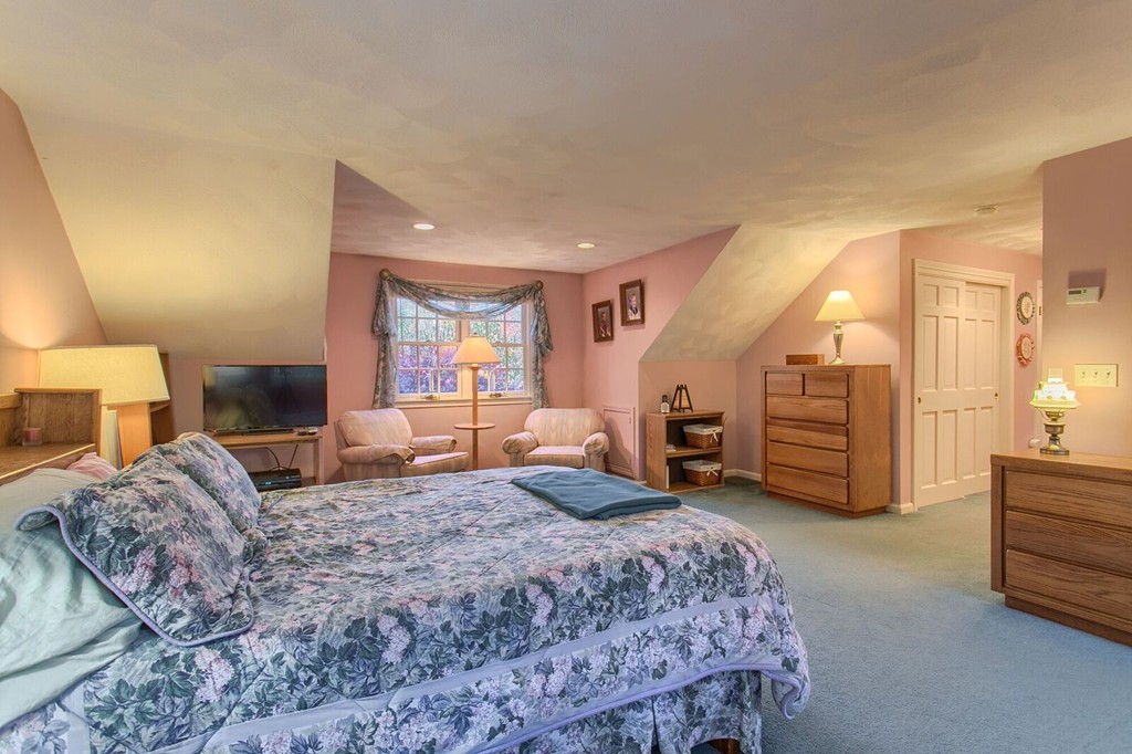 10 Roxanne Road Groton, MA 01450 - Photo 21 of 30 Gallery Image 21