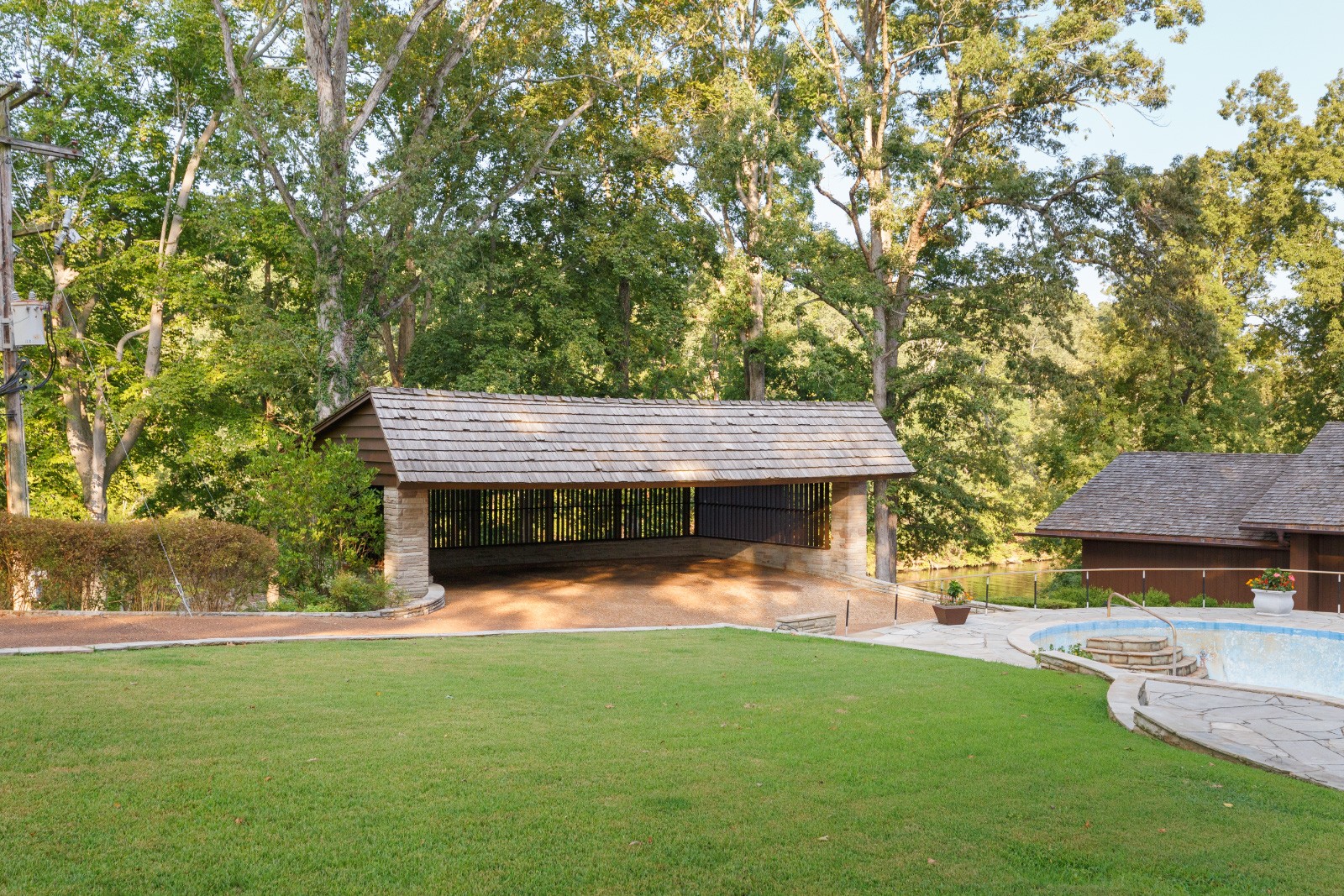 300 Elton Darby Road Florence, AL 35630 - Photo 61 of 66 a view of house with backyard outdoor seating and green space