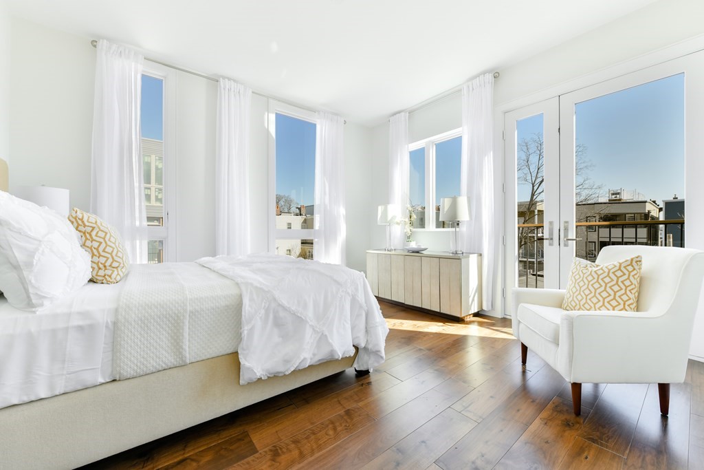 815 East 5th Street, Unit 3 Boston, MA 02127 - Photo 4 of 5