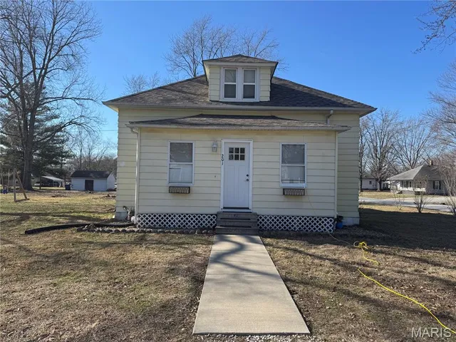 $89,900 | 201 South Park Court, Percy, IL 62272