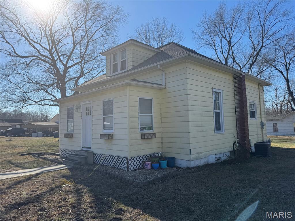 201 South Park Court Percy, IL 62272 - Photo 3 of 15