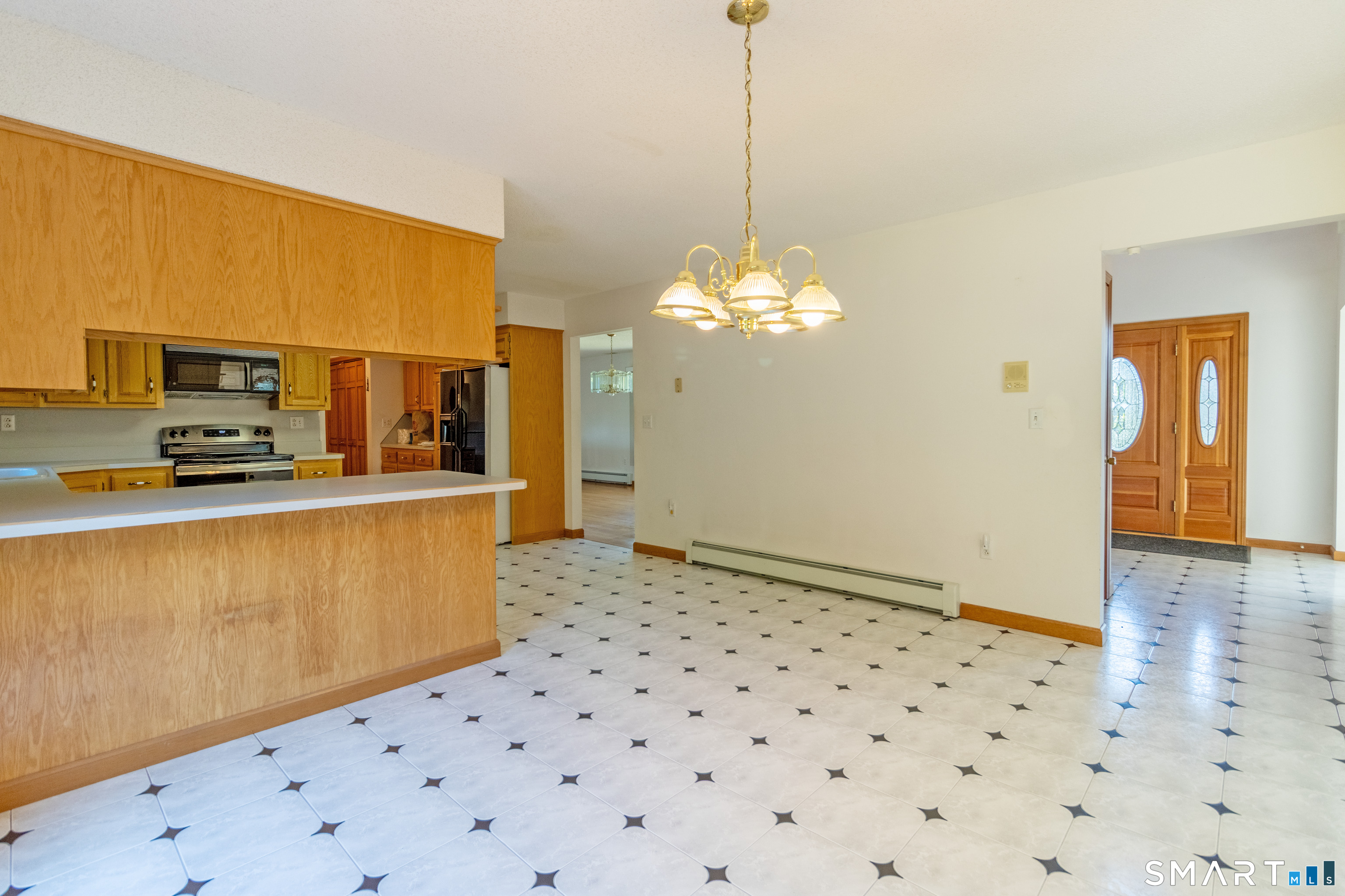76 Thimble Rock Road Middletown, CT 06457 - Photo 4 of 40