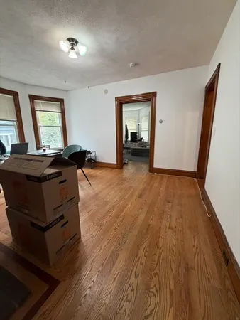 $3,000 | 35 Fiske Street, Unit 1, Waltham, MA 02451