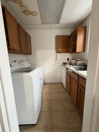 $3,000 | 35 Fiske Street, Unit 1, Waltham, MA 02451