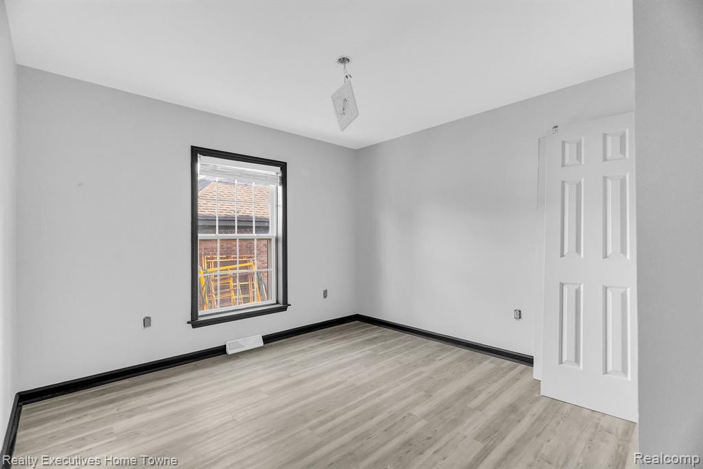 415 Hilton Road Ferndale, MI 48220 - Photo 14 of 76 Gallery Image 14