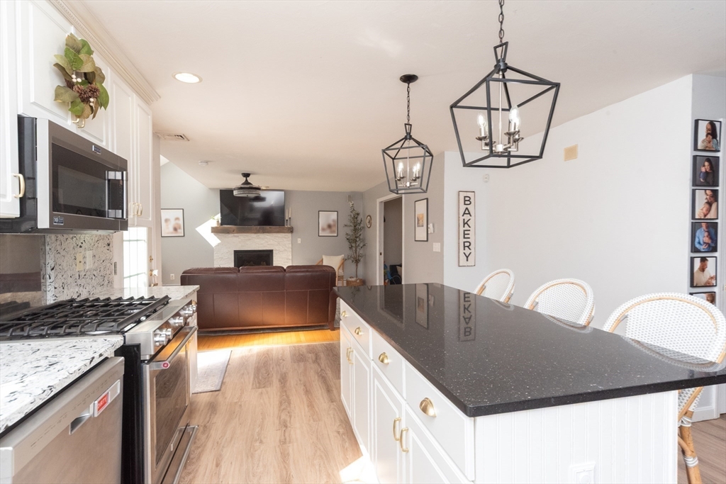 2 Winter Hill Road Mattapoisett, MA 02739 - Photo 9 of 40