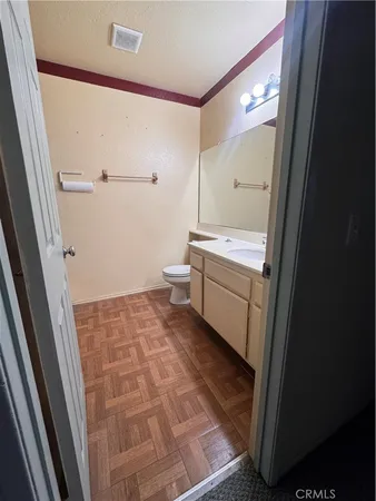 a bathroom with a toilet