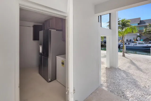 $1,999,000 | 270 Airport Drive South, Summerland Key, FL 33042