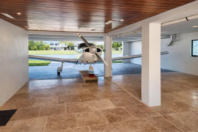 $1,999,000 | 270 Airport Drive South, Summerland Key, FL 33042